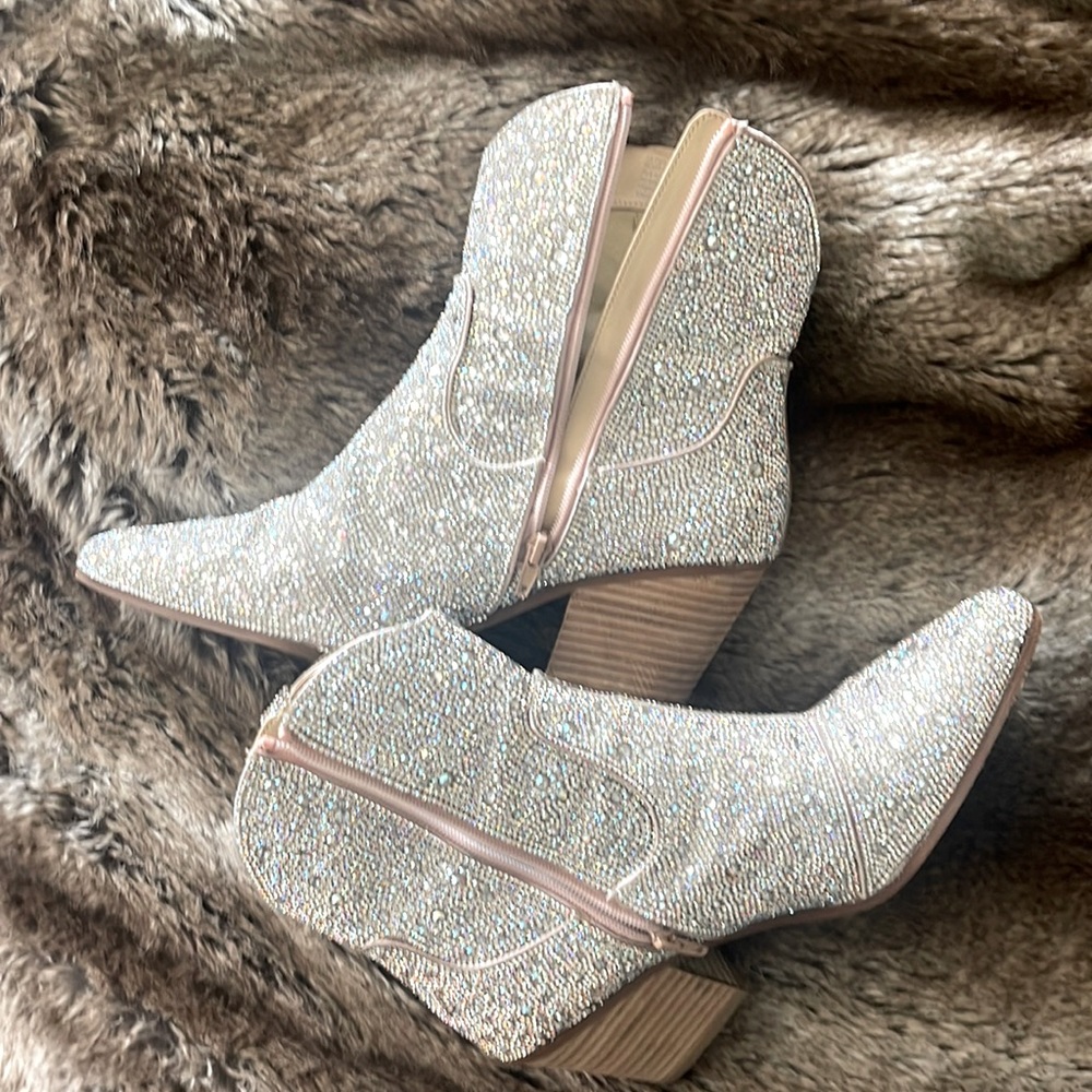 Betsy Johnson Western Style Rhinestone boots